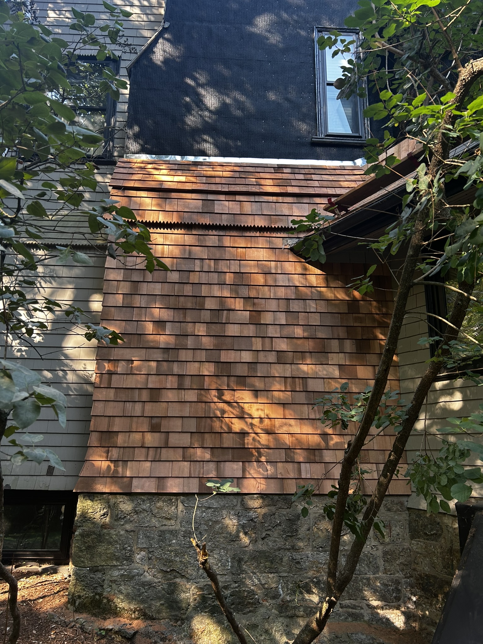 Home exterior and siding project by Red Sky Construction, Greater Boston MA